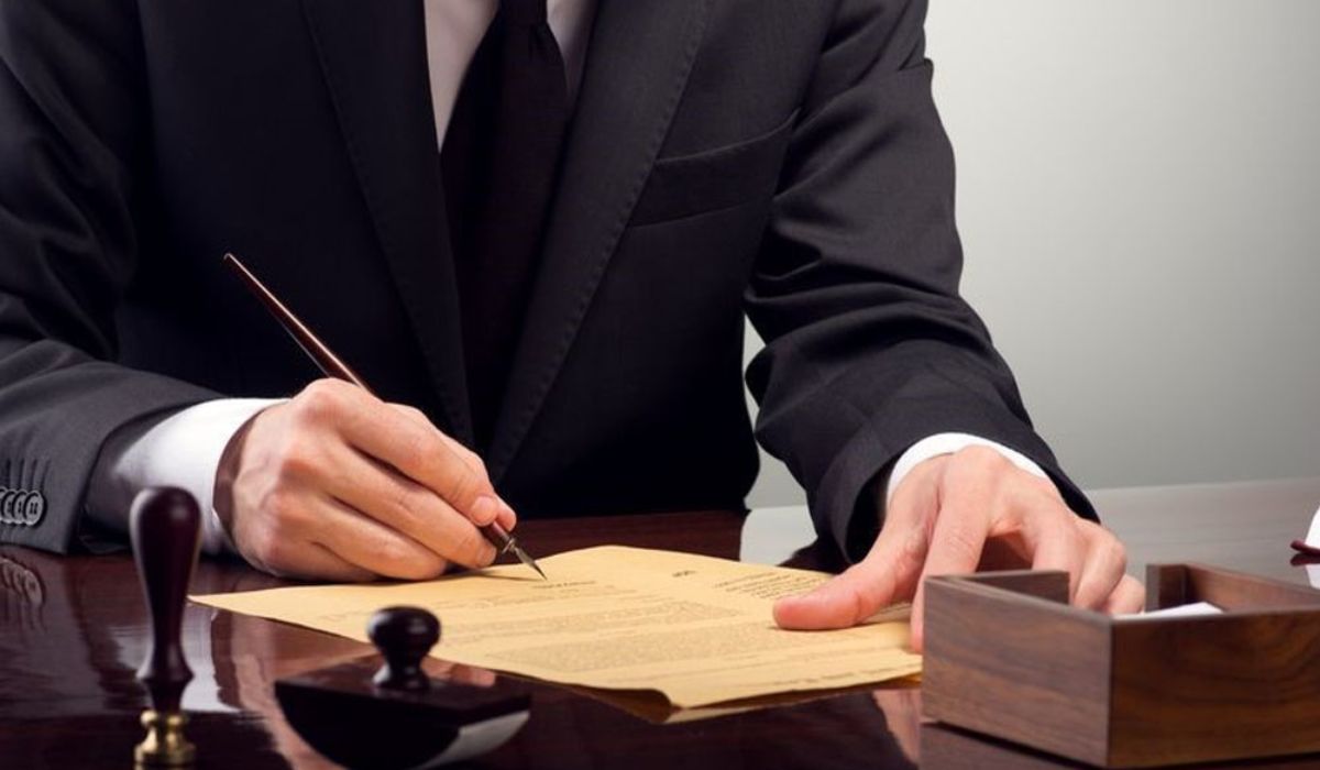 Importance Of Probate Lawyer In 2022 (Why Do You Need To Hire One)